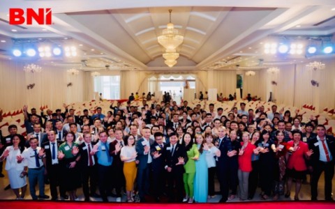 “Cơn mưa” cơ hội kinh doanh trong sự kiện của BNI khu vực Long Biên